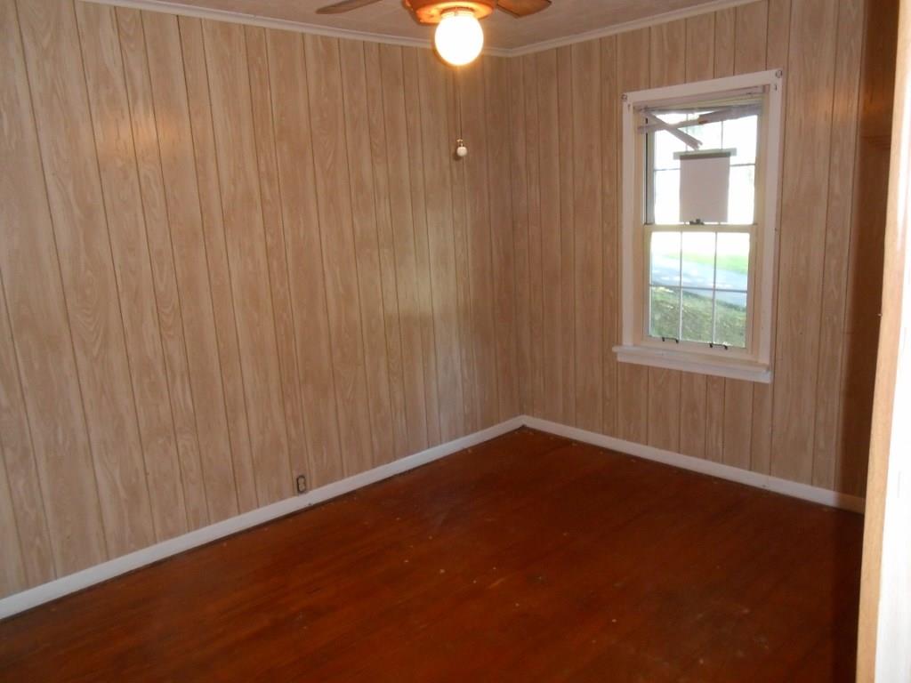 540 Washington Road Waynesburg, PA 15370 - Photo 5 of 15 Bedroom