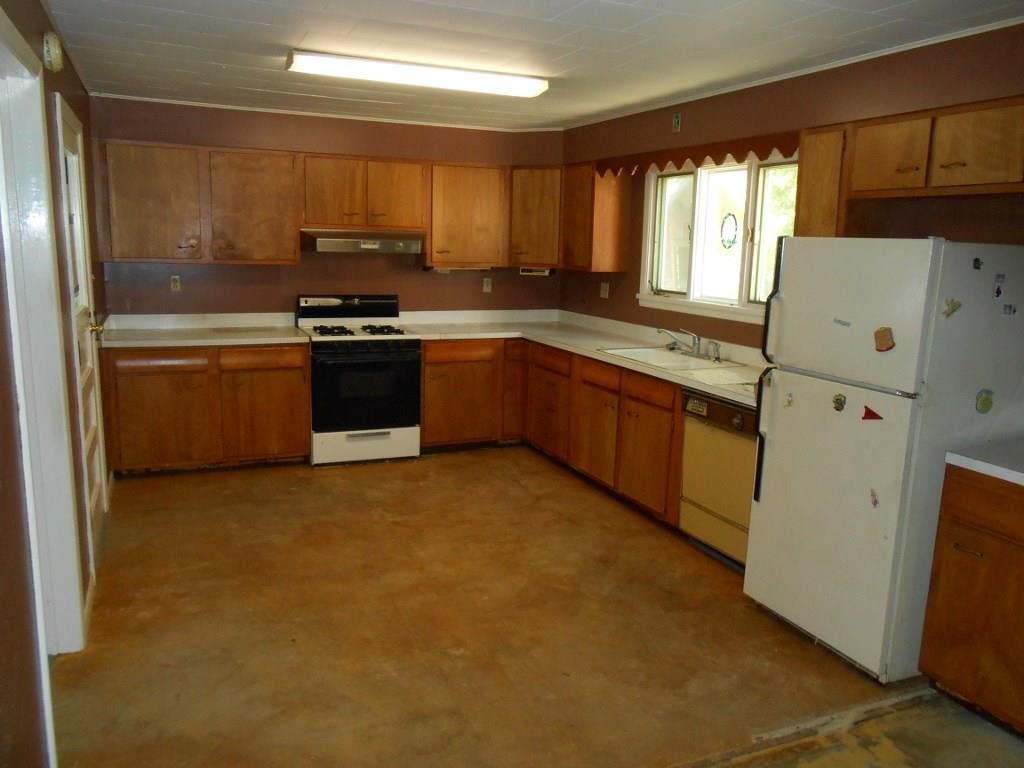 540 Washington Road Waynesburg, PA 15370 - Photo 8 of 15