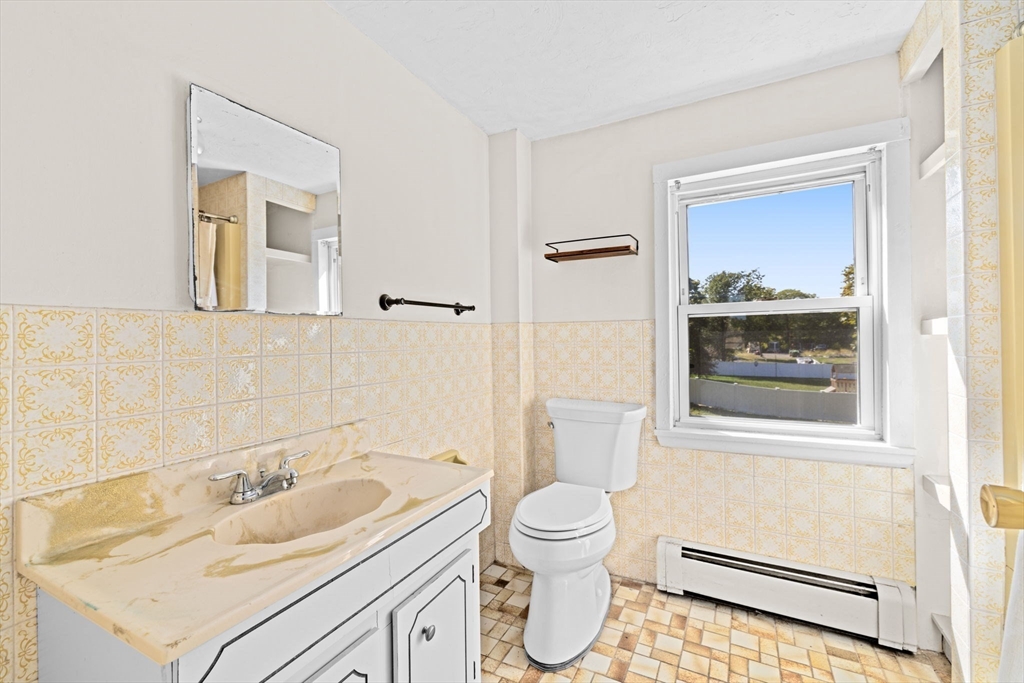 114 Hull Street Hingham, MA 02043 - Photo 16 of 27