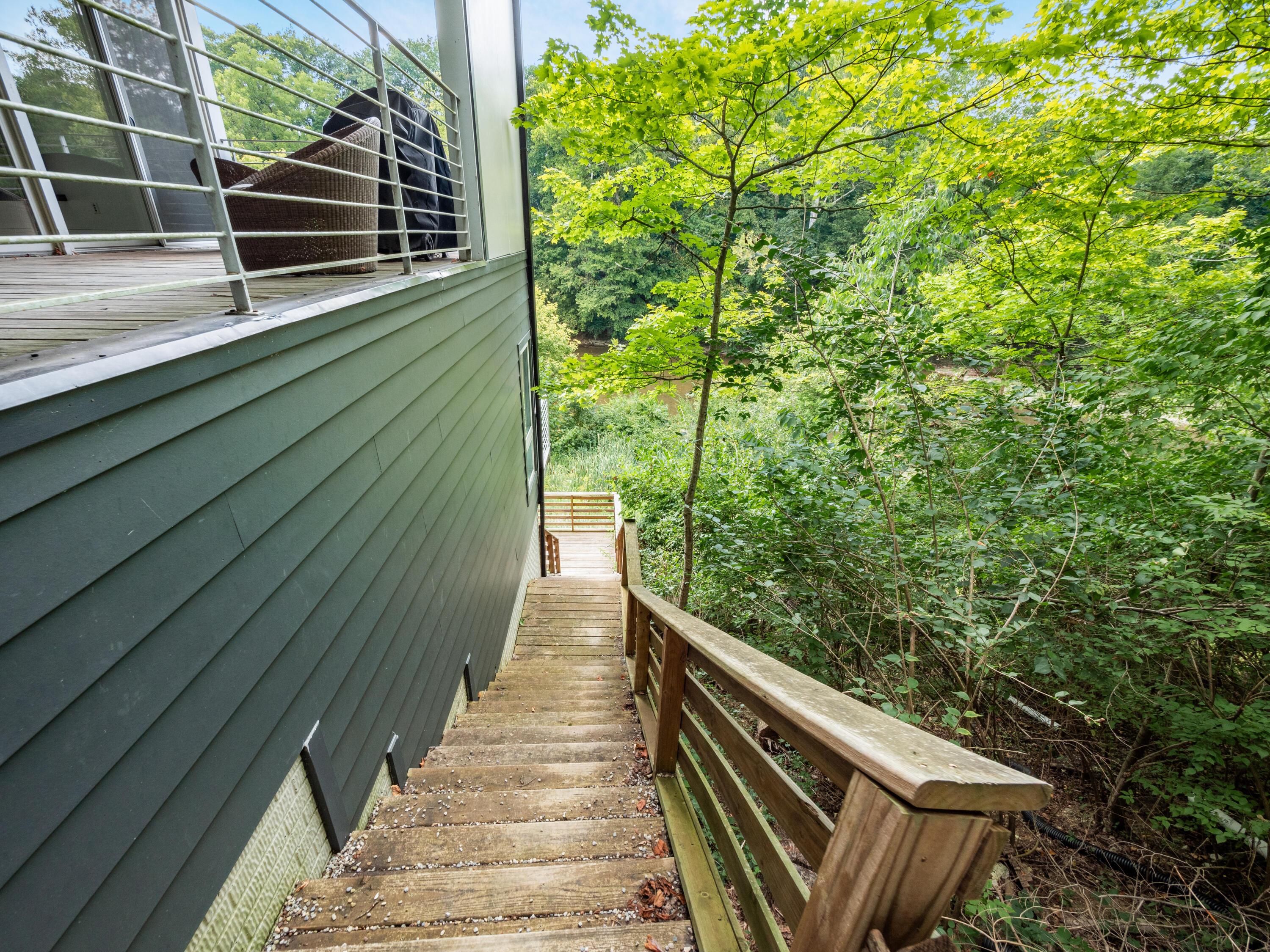 815 Noe Bixby Road Columbus, OH 43213 - Photo 57 of 70 Stairway down to huge Storage