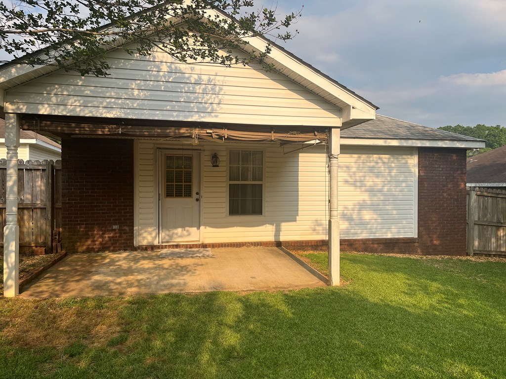 222 Spyglass Road Dothan, AL 36305 - Photo 18 of 19 Backview