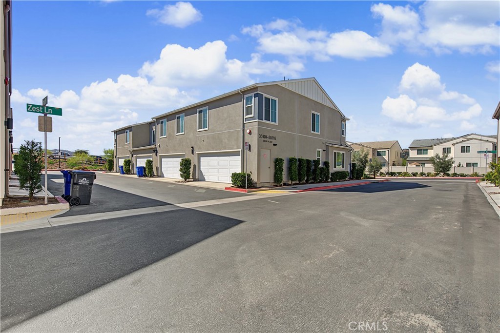 35104 Crop Place Fallbrook, CA 92028 - Photo 5 of 46 Gallery Image 5