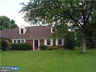 904 Capitol Road Norristown, PA 19403 - Photo 1 of 12 Gallery Image 1