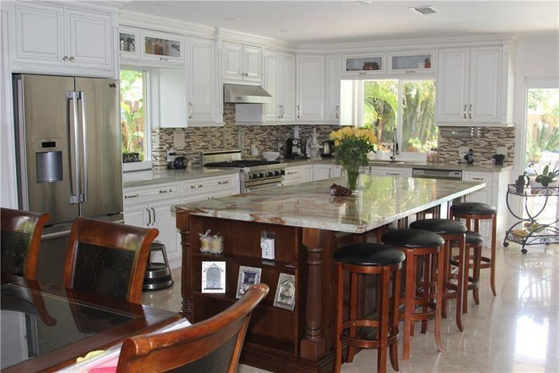 1301 Southwest 2nd Street Boca Raton, FL 33486 - Photo 3 of 20 Photo 3