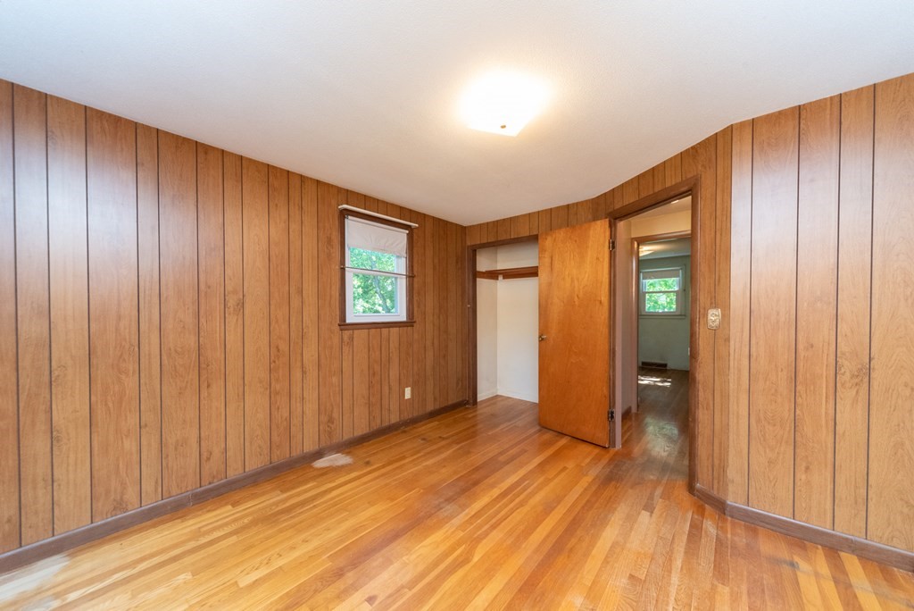 28 Gordon Street Worcester, MA 01604 - Photo 18 of 30