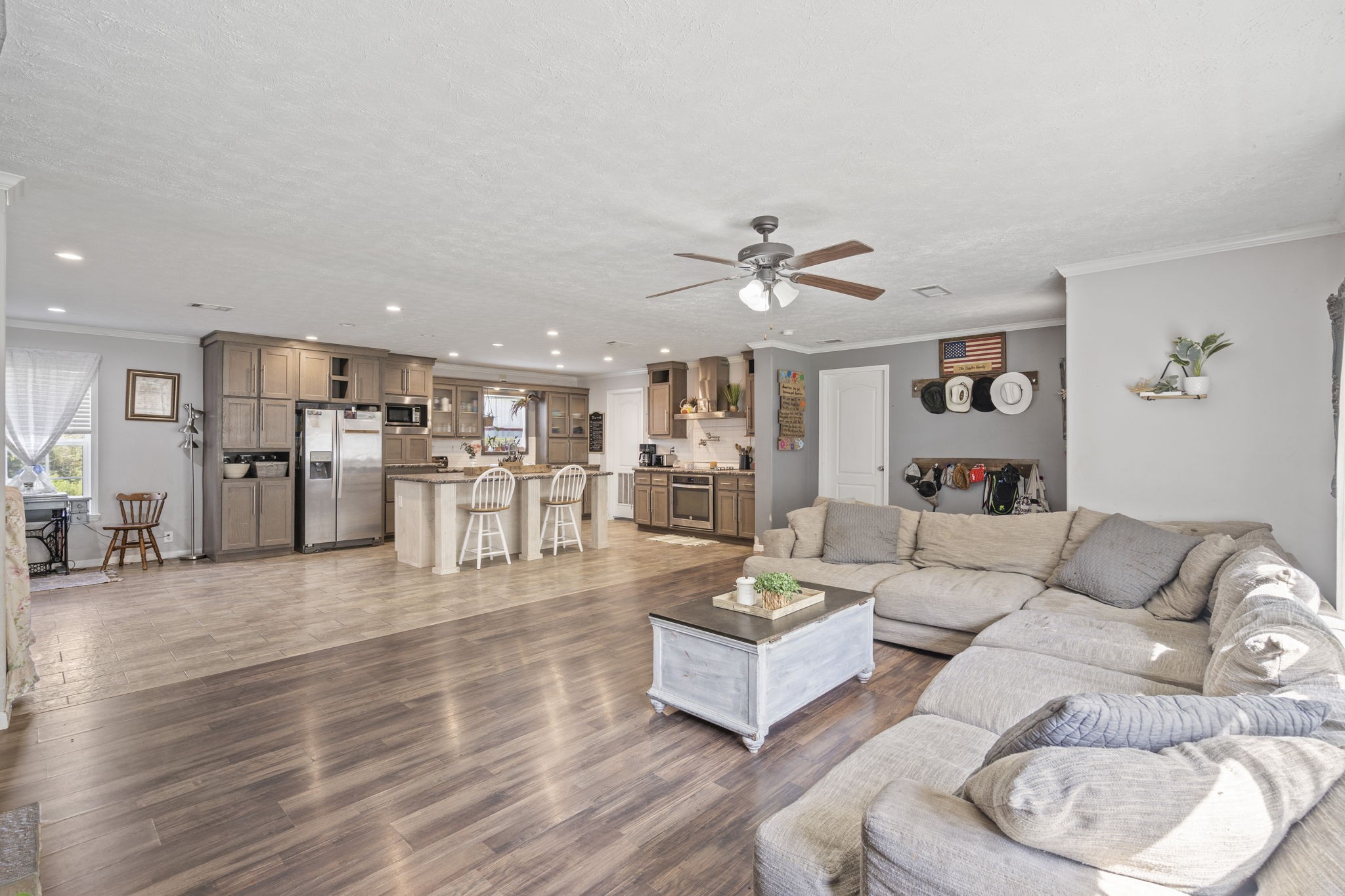 785 Freeman Fielder Road Tennessee Ridge, TN 37178 - Photo 3 of 29 Gallery Image 3