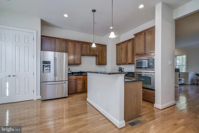 $3,400 | 610 Eden Place, Gaithersburg, MD 20877