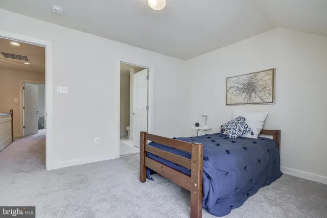 $3,400 | 610 Eden Place, Gaithersburg, MD 20877