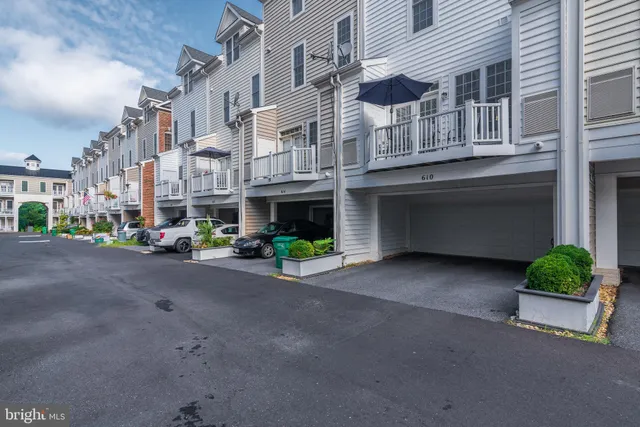 $3,400 | 610 Eden Place, Gaithersburg, MD 20877