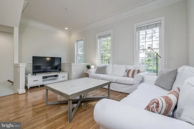 $3,400 | 610 Eden Place, Gaithersburg, MD 20877