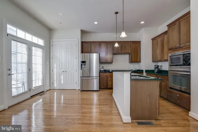 $3,400 | 610 Eden Place, Gaithersburg, MD 20877