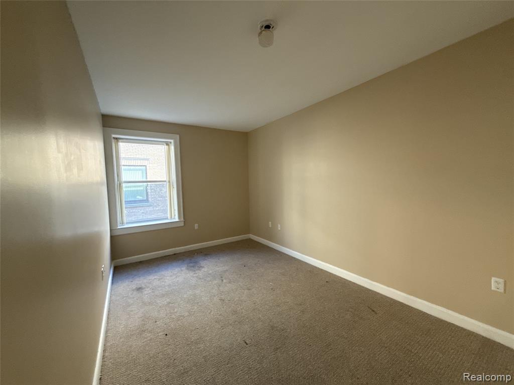 680 Delaware Street, Unit 305 Detroit, MI 48202 - Photo 11 of 17