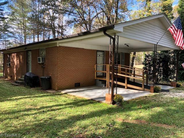 653 Pipers Gap Road Mount Airy, NC 27030 - Photo 3 of 28 Gallery Image 3