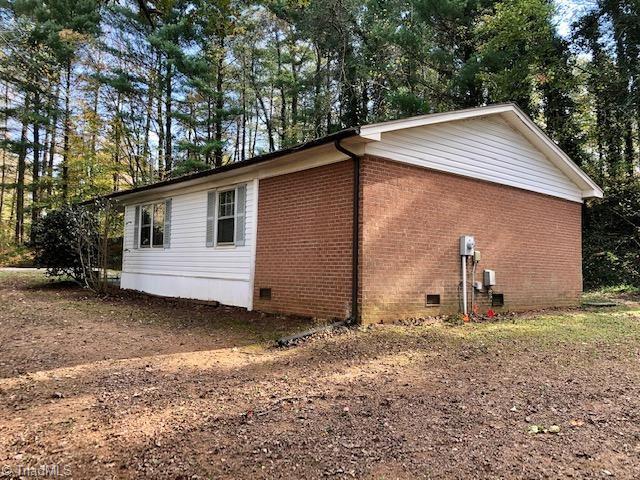 653 Pipers Gap Road Mount Airy, NC 27030 - Photo 4 of 28 Gallery Image 4