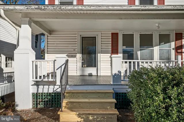$289,500 | 1006 South Cameron Street, Winchester, VA 22601