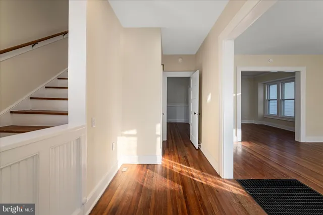 $289,500 | 1006 South Cameron Street, Winchester, VA 22601