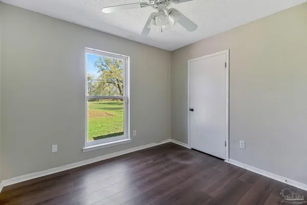 $159,000 | 341 Highway 4, Century, FL 32535