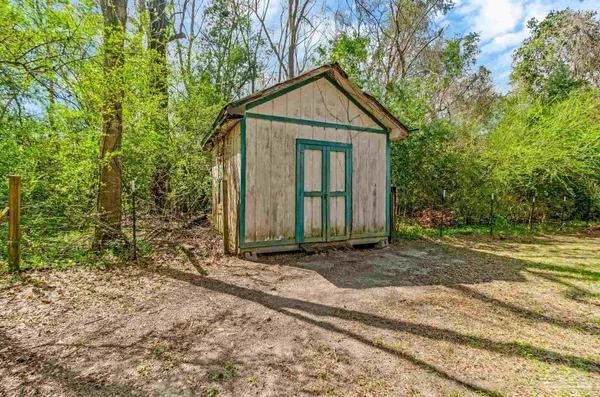 $159,000 | 341 Highway 4, Century, FL 32535