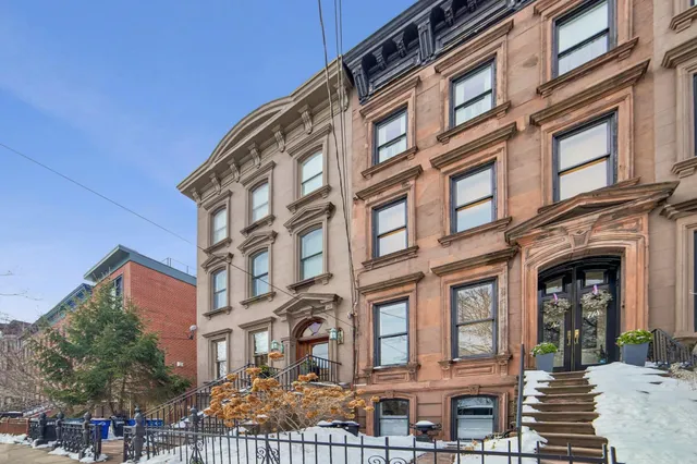 $825,000 | 716 Hudson Street, Unit 6, Hoboken, NJ 07030