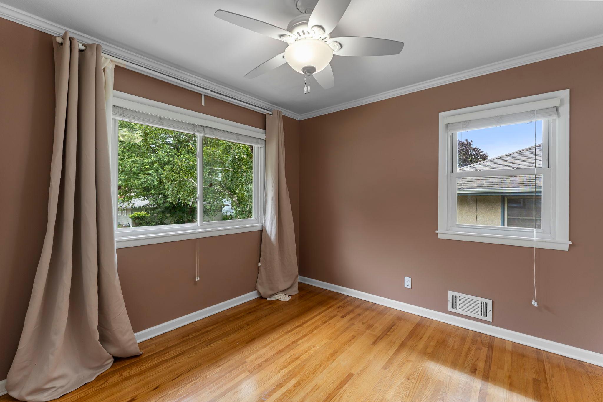 4324 Royce Street Northeast Columbia Heights, MN 55421 - Photo 18 of 37