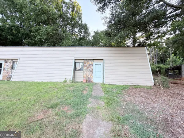 $1,200 | 460 Rustwood Drive, Athens, GA 30606