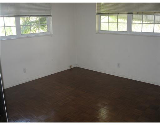 2083 Park Place Boca Raton, FL 33486 - Photo 5 of 6 Additional Photo