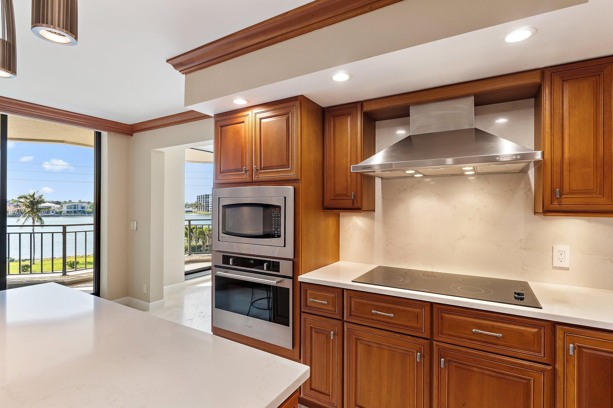 19850 South Beach Road, Unit 3D Jupiter, FL 33469 - Photo 24 of 51 IMG_7998