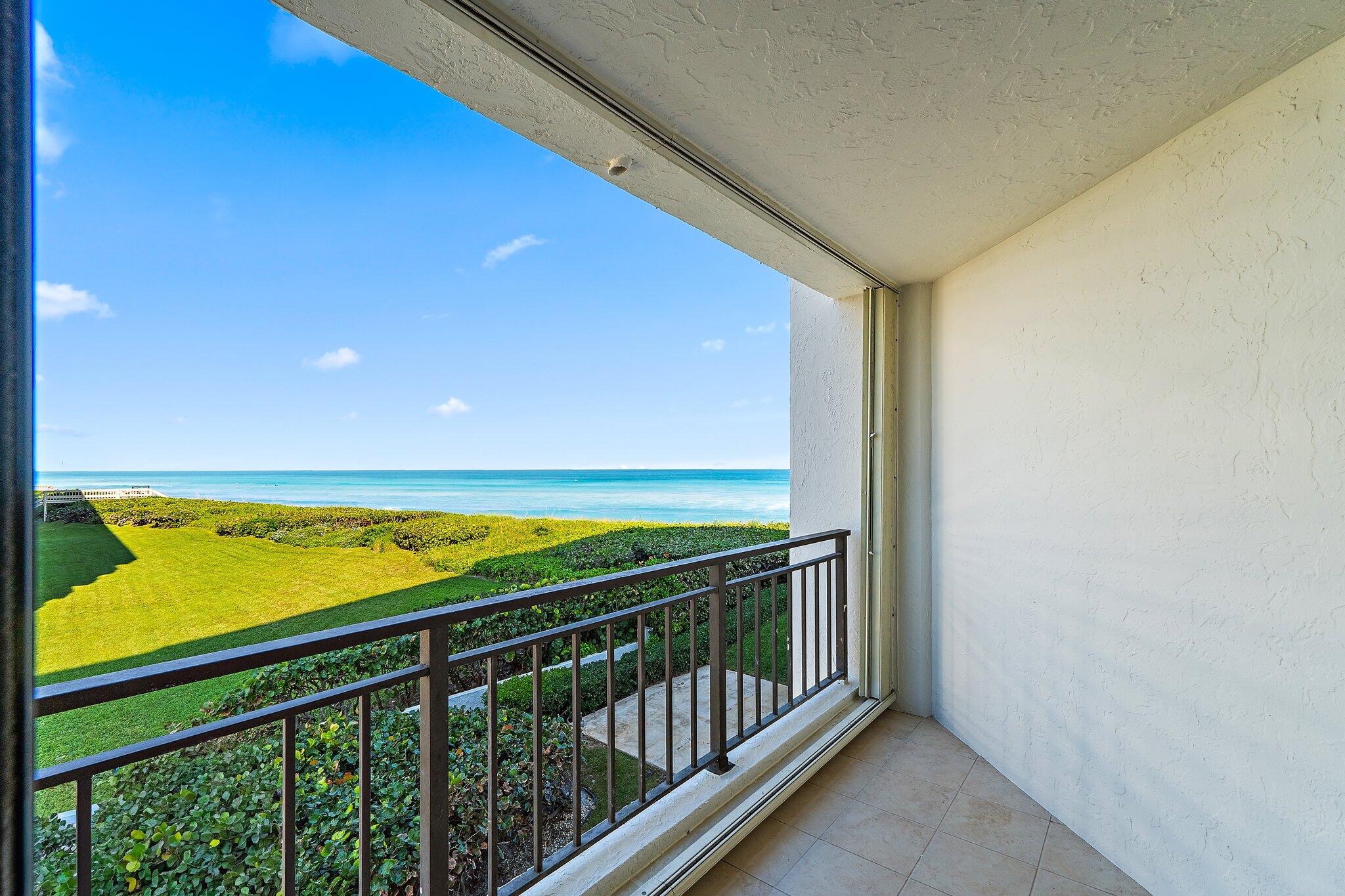 19850 South Beach Road, Unit 3D Jupiter, FL 33469 - Photo 33 of 51 IMG_7991