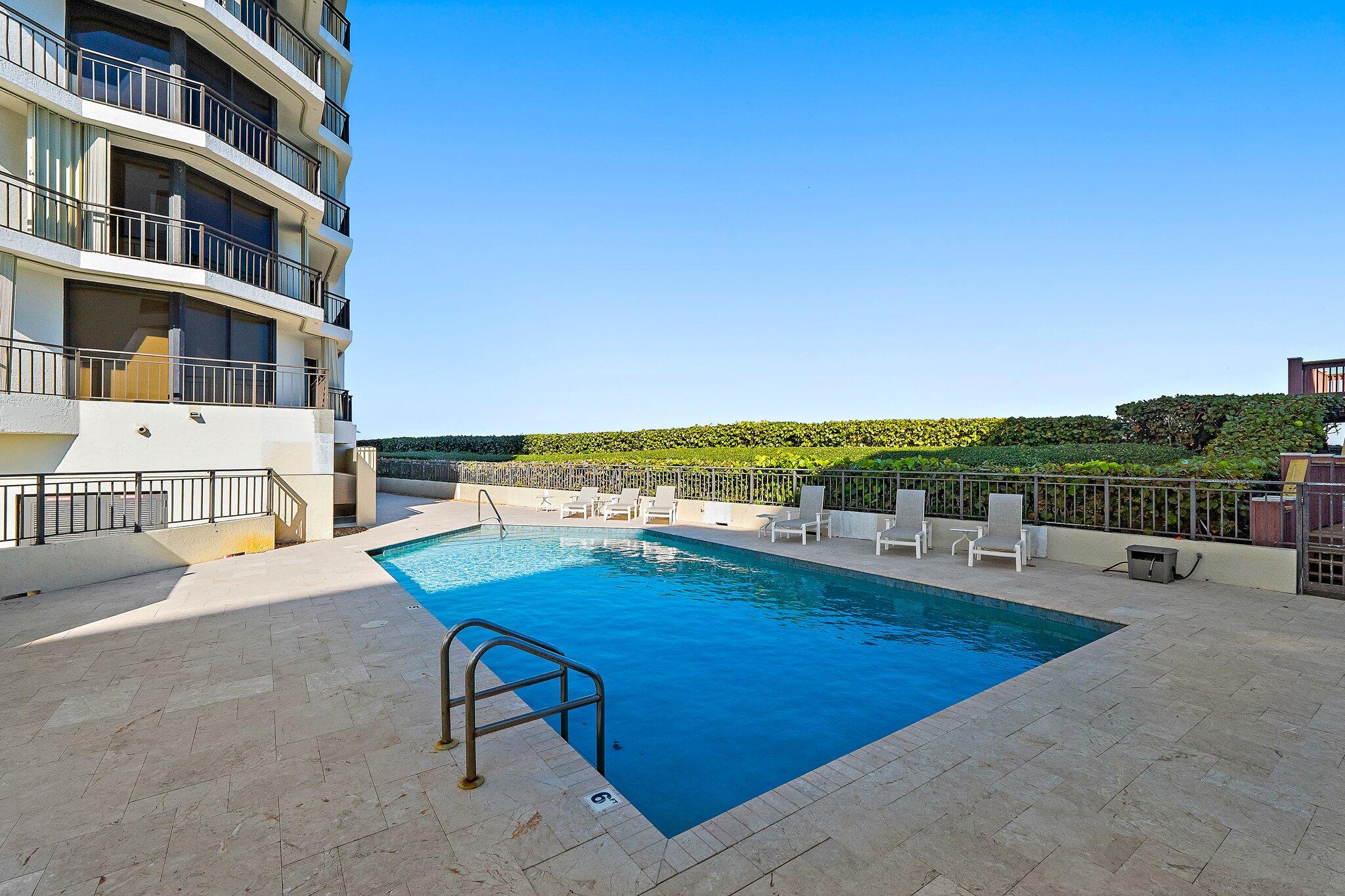 19850 South Beach Road, Unit 3D Jupiter, FL 33469 - Photo 45 of 51 IMG_8007