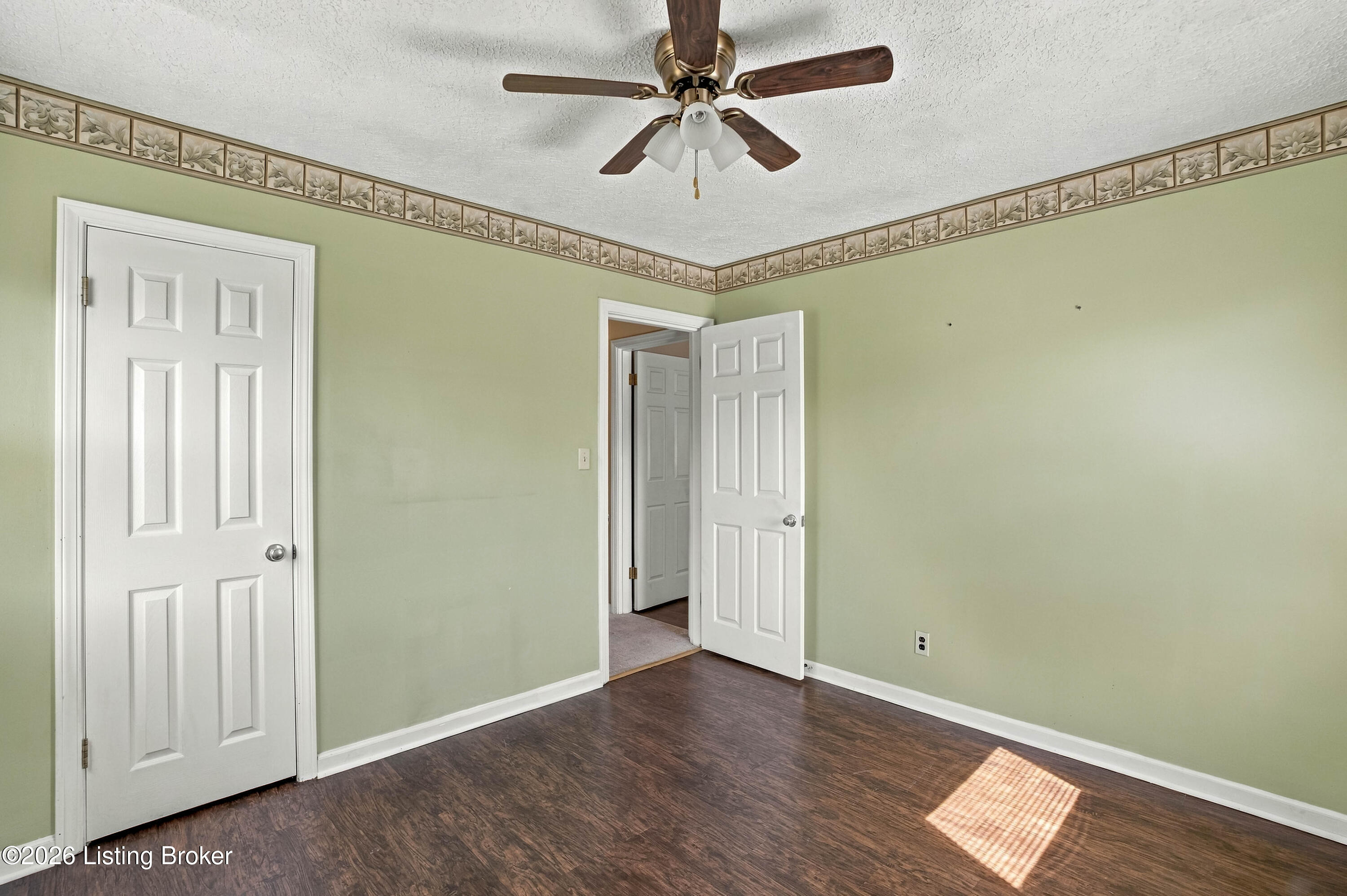 8316 Virginia Road Louisville, KY 40258 - Photo 16 of 34 19
