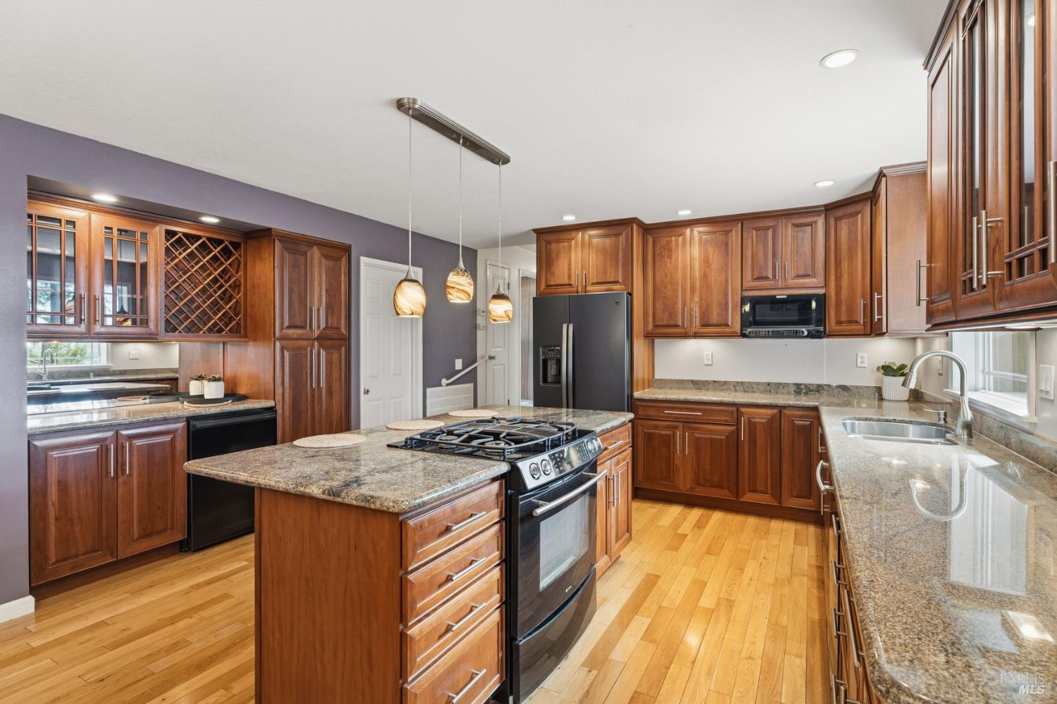 1691 Crane Road Ukiah, CA 95482 - Photo 12 of 30 Gallery Image 12