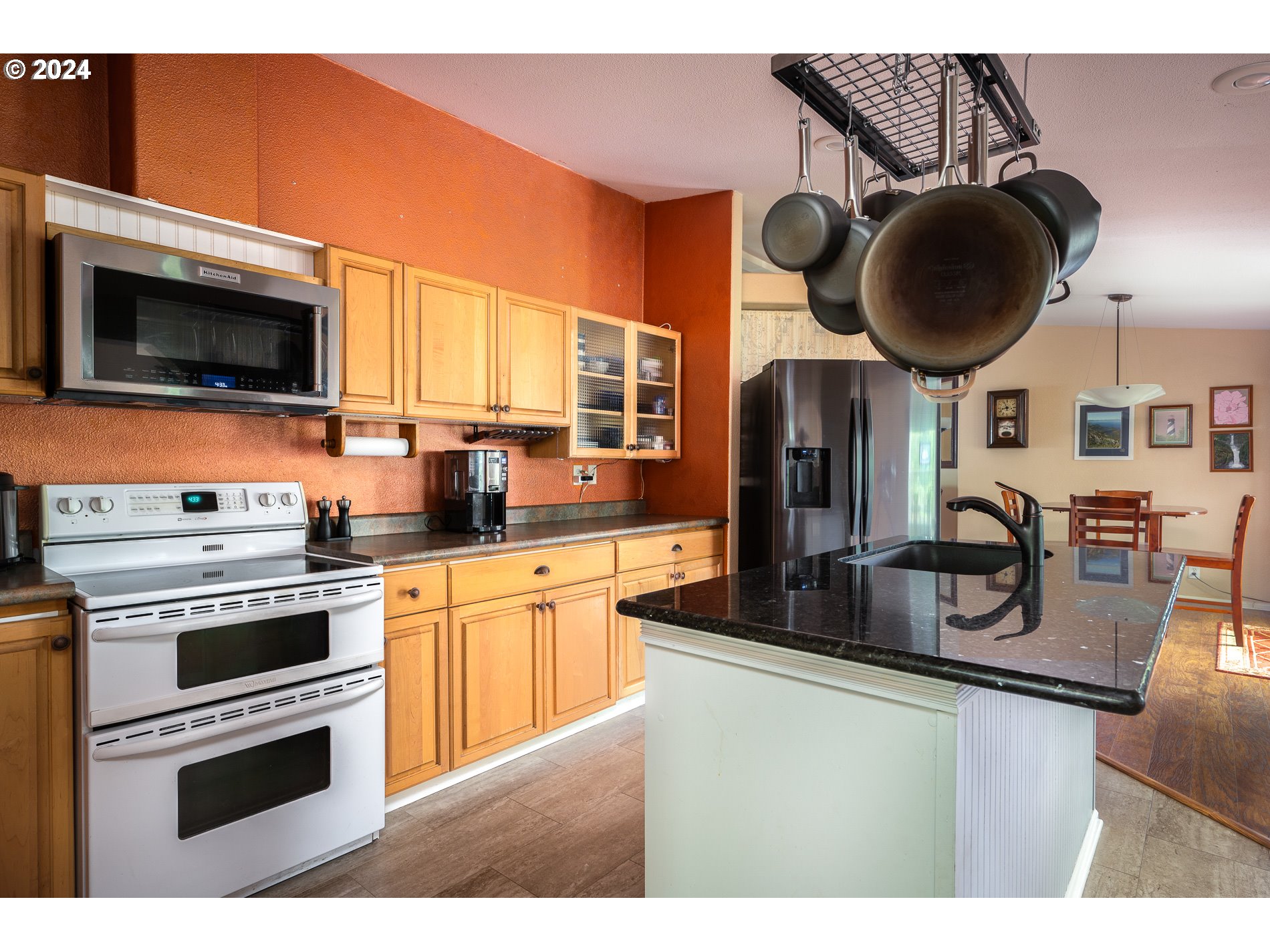 17165 South Holcomb Road Oregon City, OR 97045 - Photo 11 of 37 Gallery Image 11