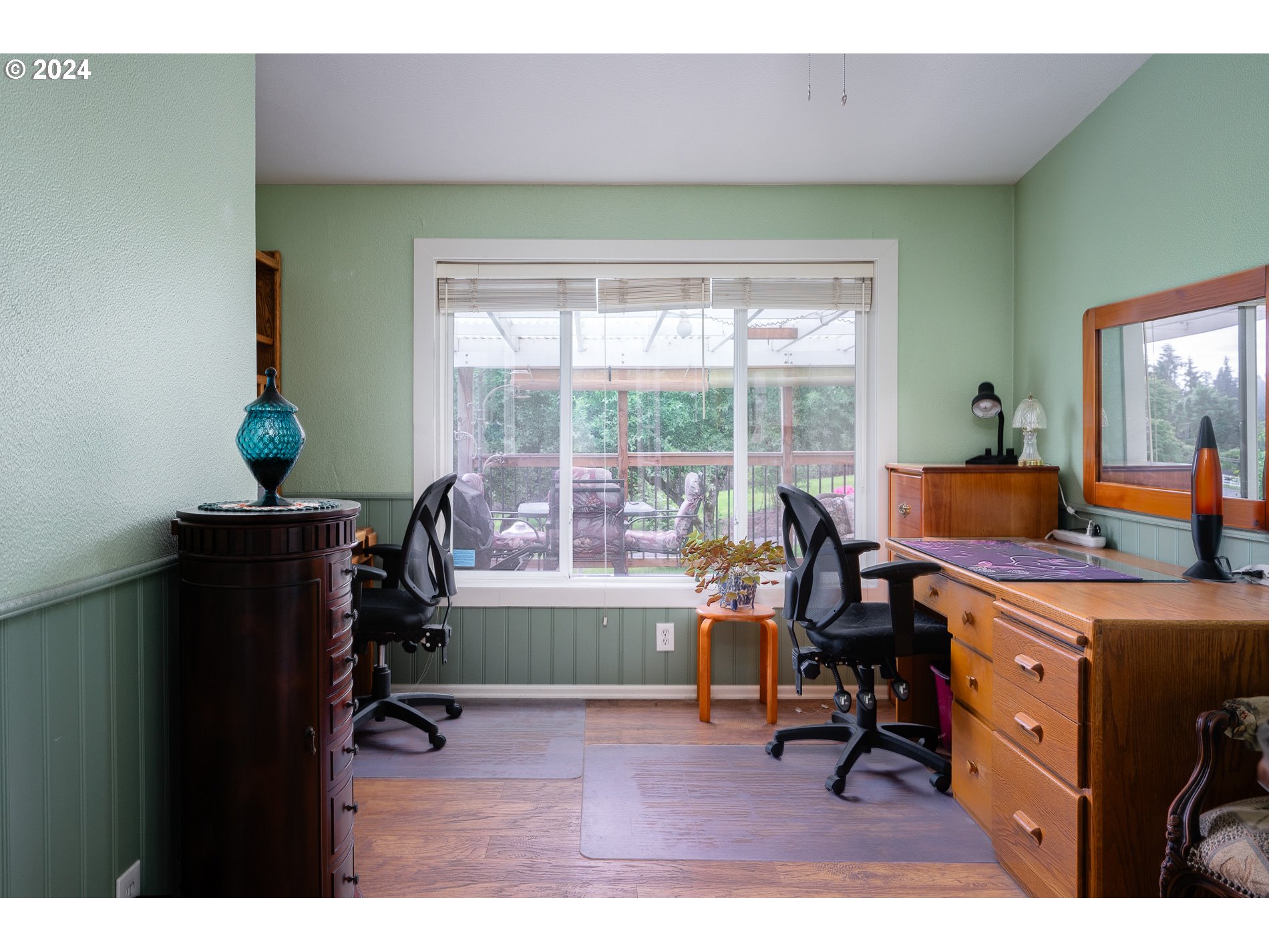 17165 South Holcomb Road Oregon City, OR 97045 - Photo 23 of 37 Den/Office