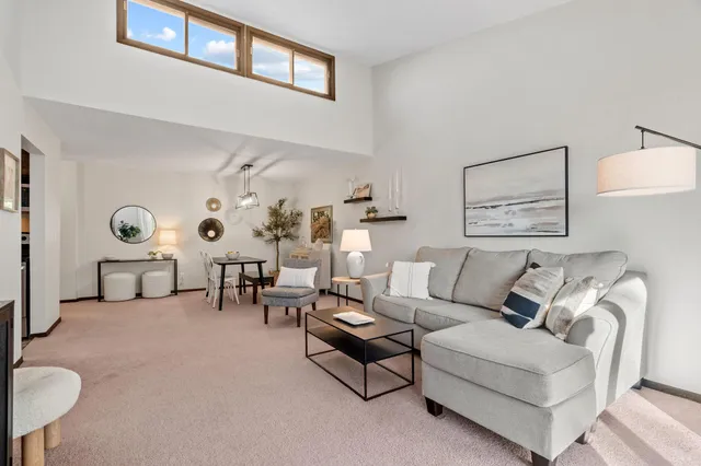 $175,000 | 2670 Oxford Street North, Unit 242, Roseville, MN 55113