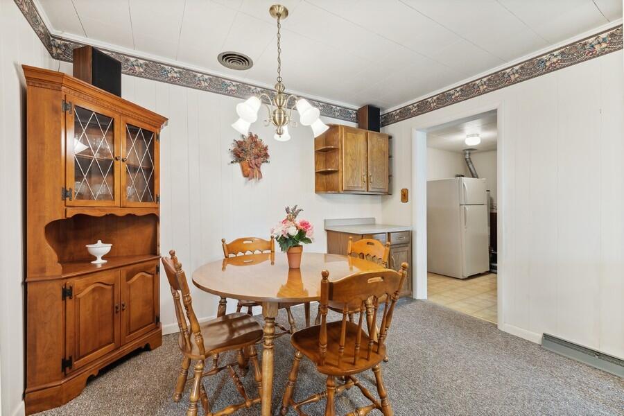 4727 Scottdale Road St. Joseph, MI 49085 - Photo 14 of 34 14_4727ScottdaleRd_2_DiningRoom_LowRes