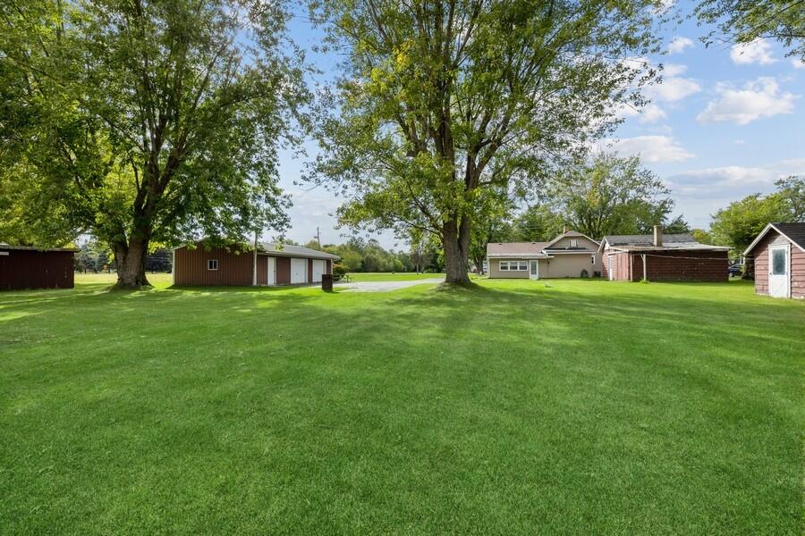 4727 Scottdale Road St. Joseph, MI 49085 - Photo 31 of 34 31_4727ScottdaleRd_59001_RearView_LowRes