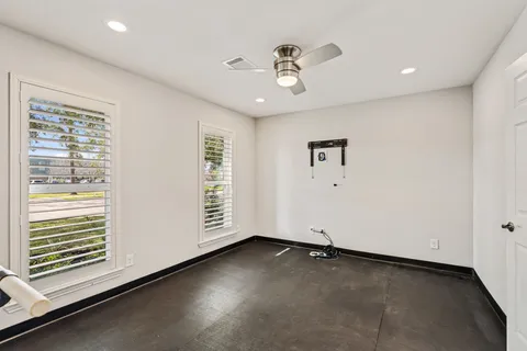 $725,000 | 5614 Jason Street, Houston, TX 77096