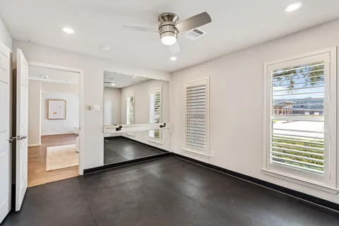 $725,000 | 5614 Jason Street, Houston, TX 77096