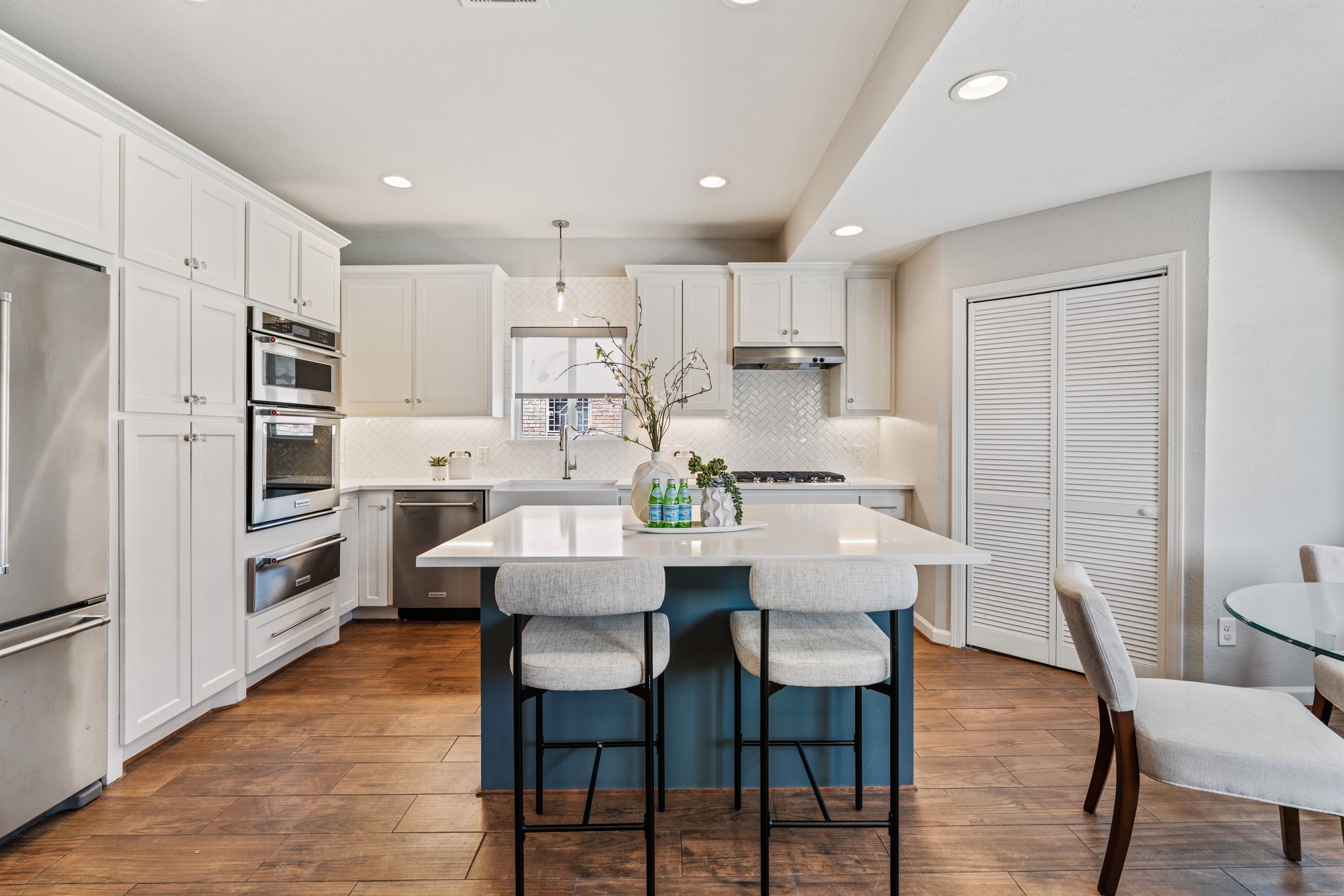 5614 Jason Street Houston, TX 77096 - Photo 3 of 45