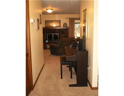 6054 South S R 68 West Liberty, OH 43357 - Photo 7 of 25
