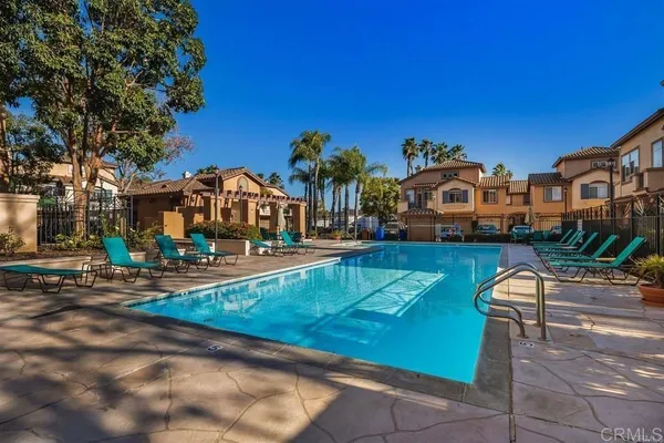 $3,200 | 11358 Via Rancho San Diego, Unit G, El Cajon, CA 92019