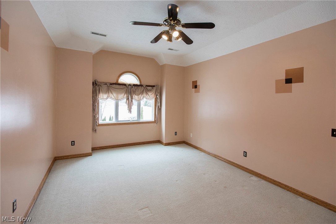 7228 Murray Ridge Road Elyria, OH 44035 - Photo 21 of 35 Gallery Image 21