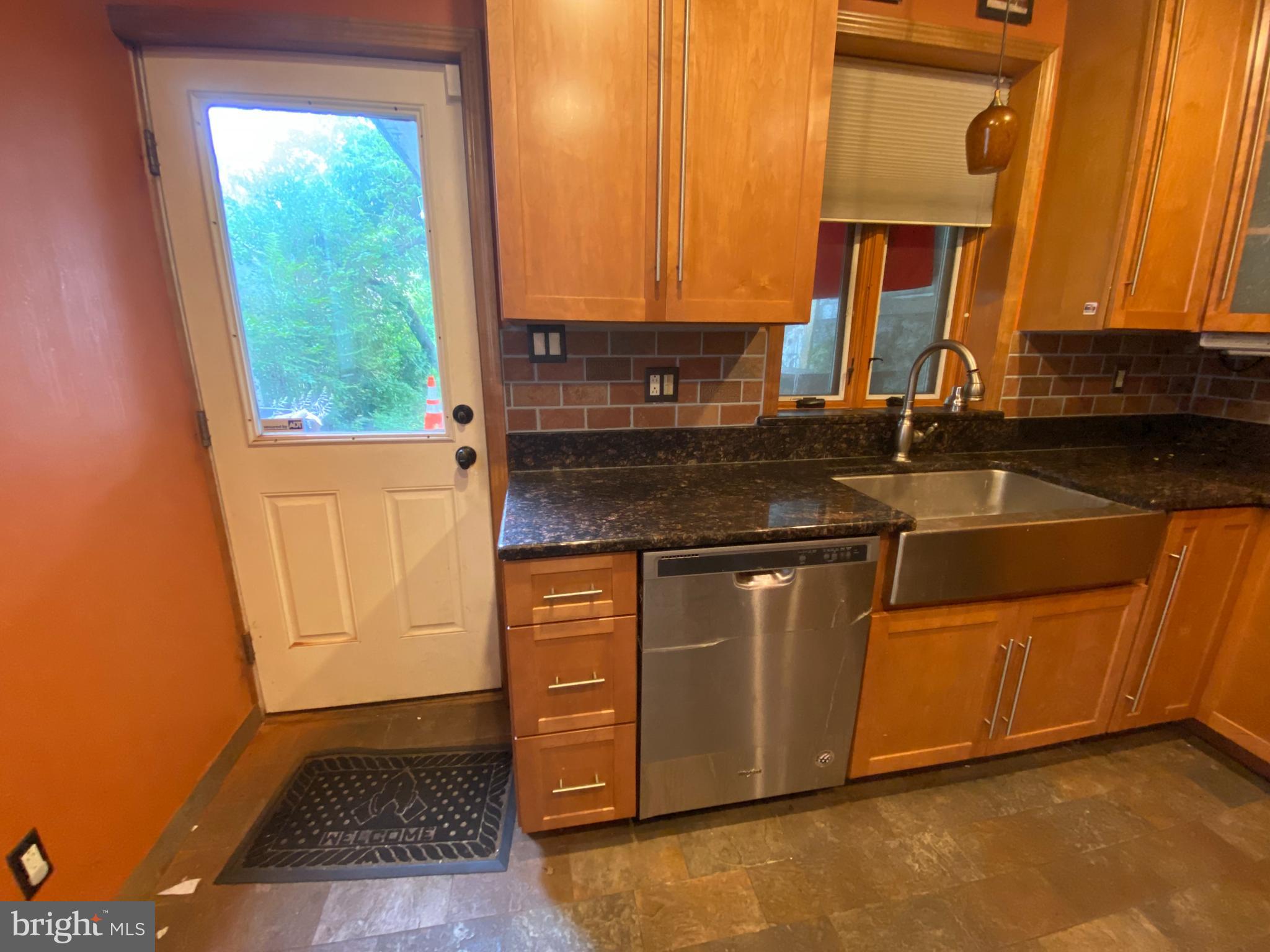 136 Rector Street Philadelphia, PA 19127 - Photo 17 of 42