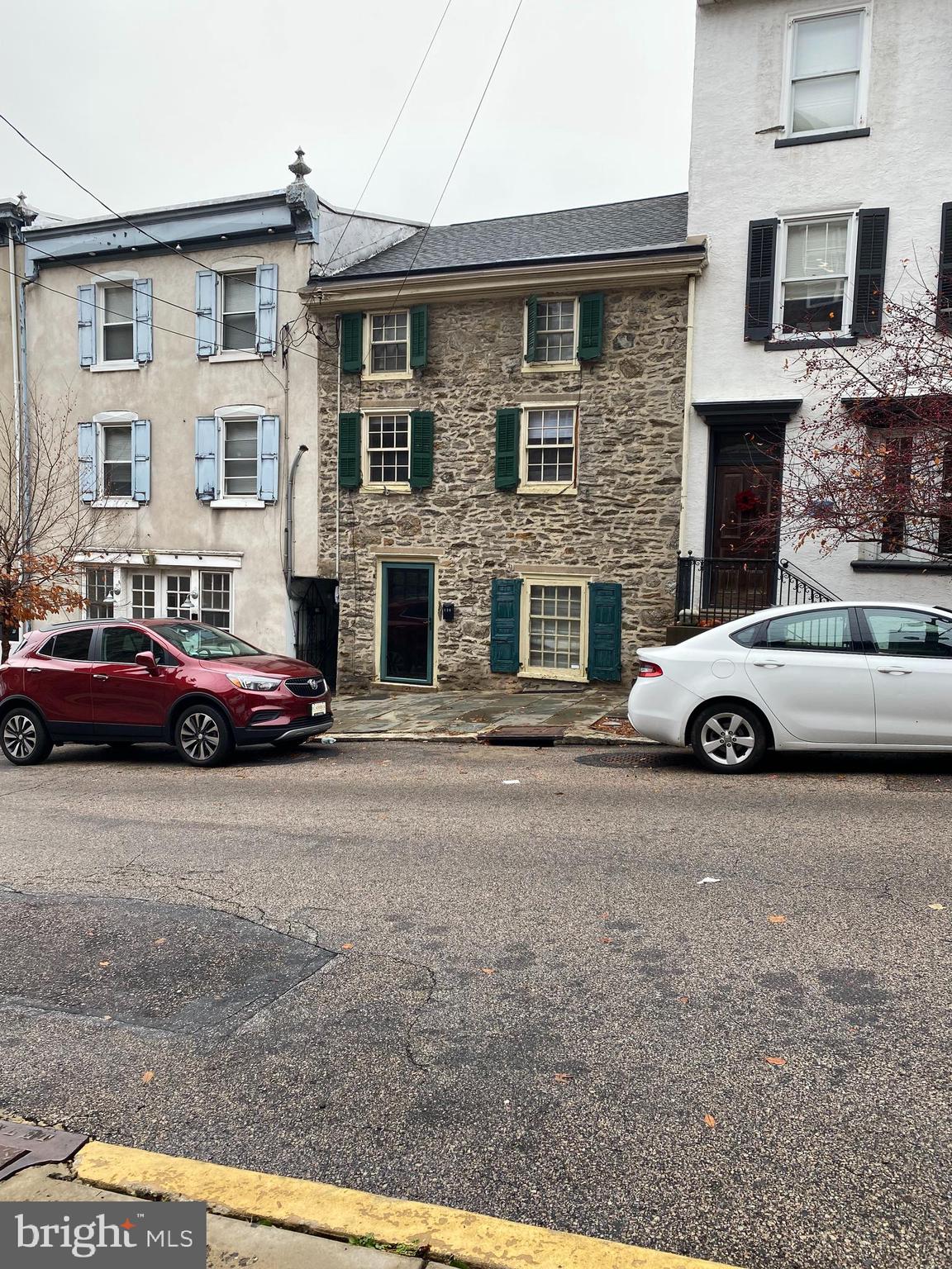 136 Rector Street Philadelphia, PA 19127 - Photo 2 of 42