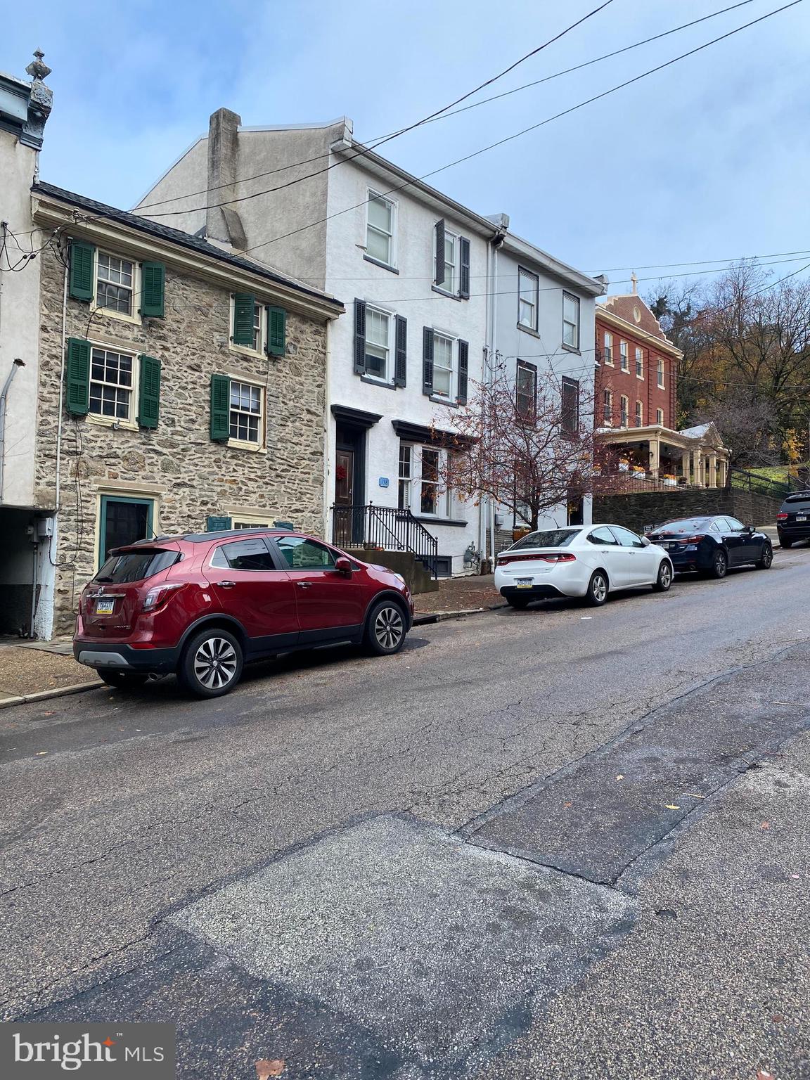 136 Rector Street Philadelphia, PA 19127 - Photo 4 of 42