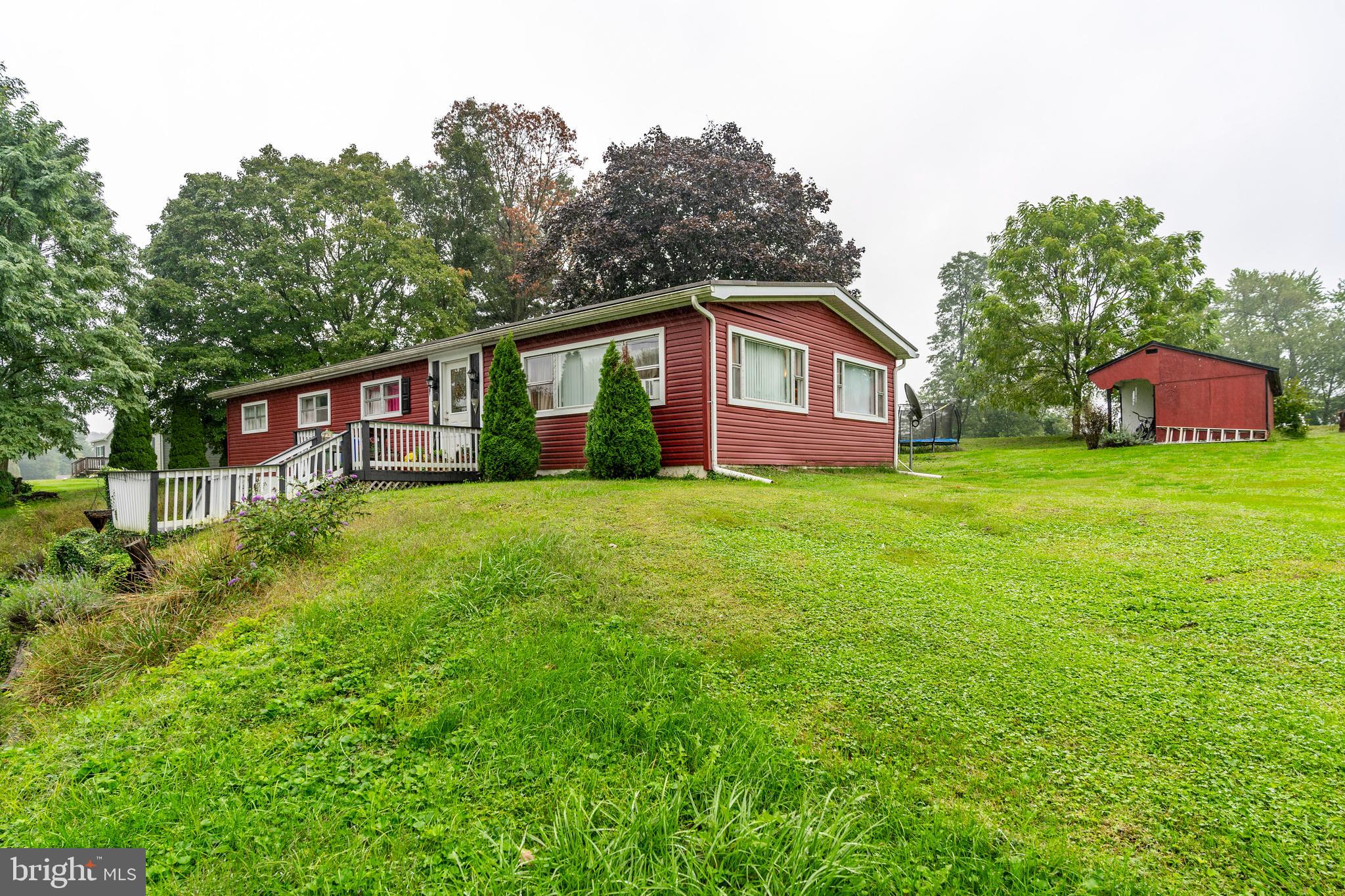 28 Goods Road Conestoga, PA 17516 - Photo 3 of 38