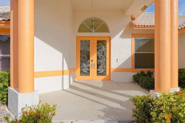 $3,600 | 781 Southwest Dolores Avenue, Port St. Lucie, FL 34983