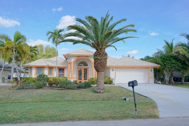 $3,600 | 781 Southwest Dolores Avenue, Port St. Lucie, FL 34983