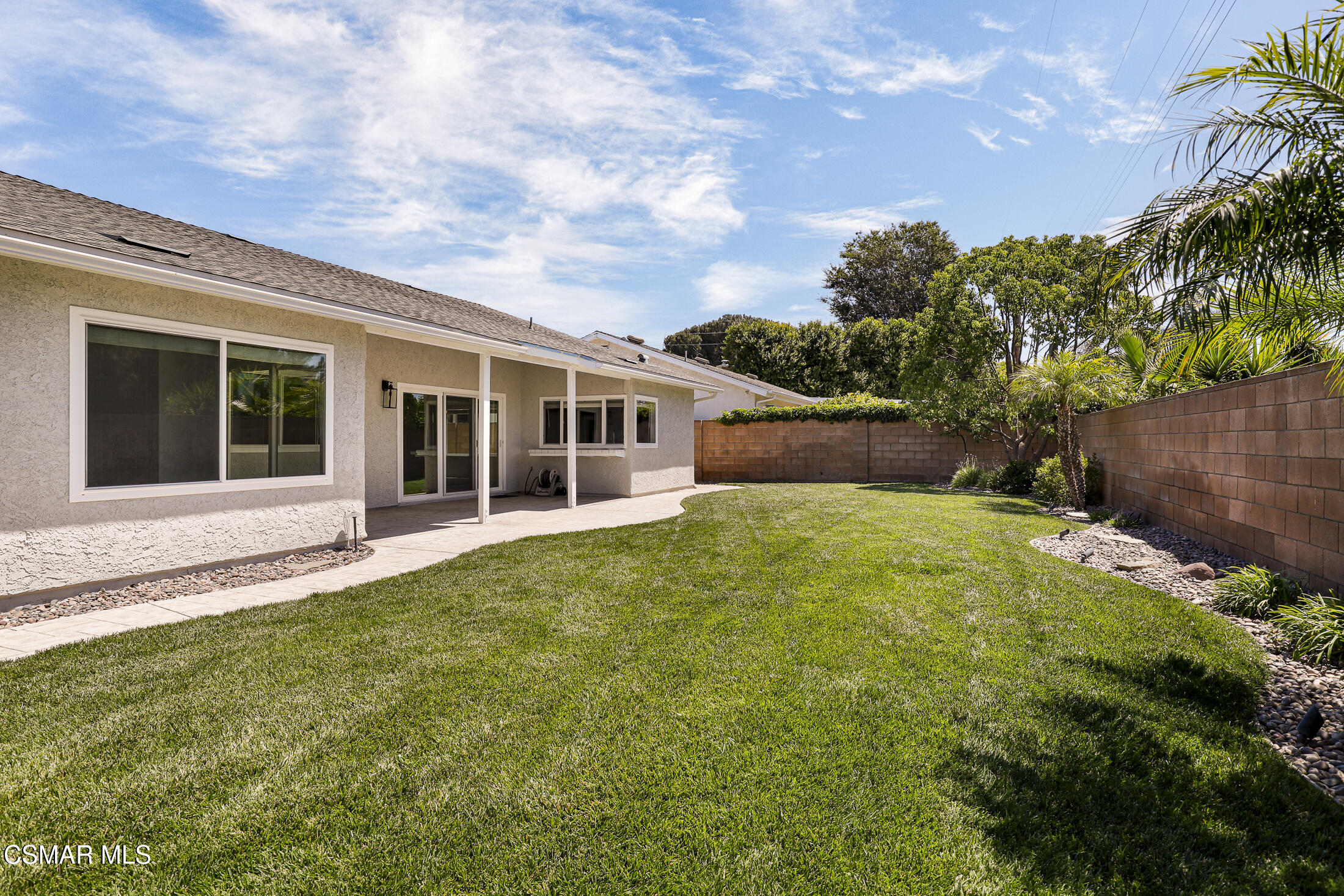 4356 Avenida Simi Simi Valley, CA 93063 - Photo 29 of 31 36