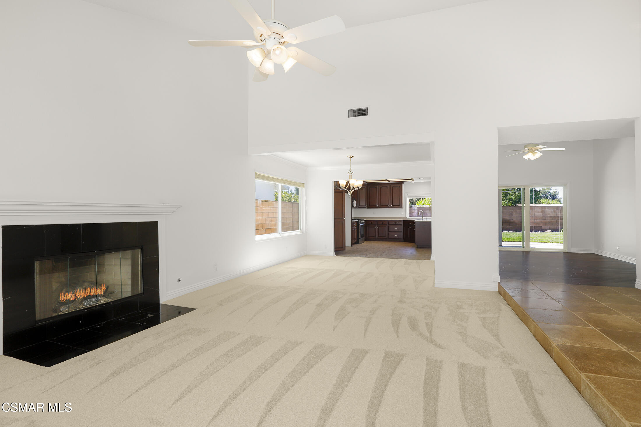 4356 Avenida Simi Simi Valley, CA 93063 - Photo 6 of 31 6